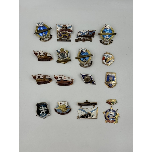 2128 - A collection of USSR military badges