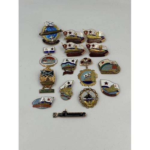 2130 - A collection of USSR military badges