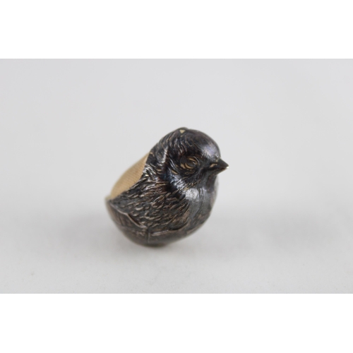 2138 - An Edwardian hallmarked Chester sterling silver bird pin cushion, dated 1908 - approx. gross weight ... 