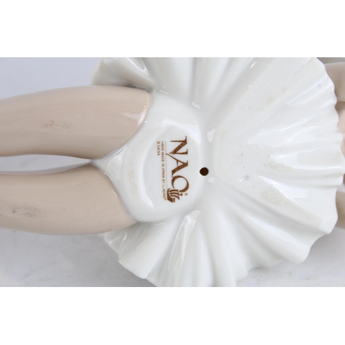 306 - A Nao by Lladro ballerina figurine