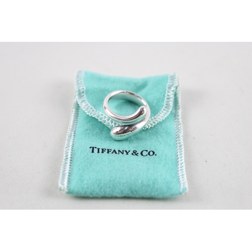 2032 - A Tiffany & Co. silver ring - approx. gross weight 10g