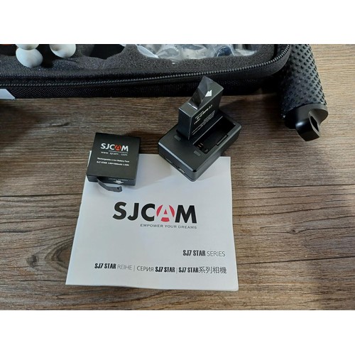 529 - A cased SJCam SJ7 Star 12mp 4K@30fps action camera with accessories