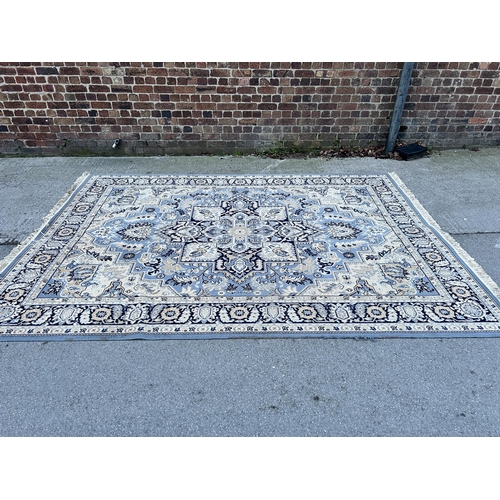 125 - A Royal Tabriz 100% pure wool rug - approx. 340cm x 250cm