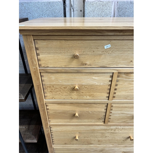 8 - A Willis & Gambier oak chest of drawers - approx. 128cm high x 89cm wide x 48cm deep