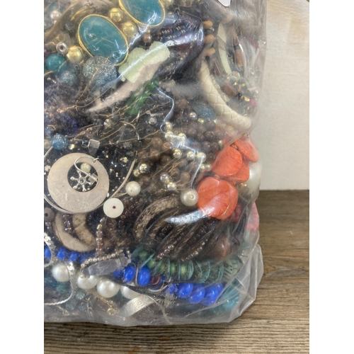 436 - Approx. 10kg of costume jewellery