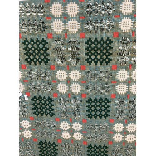 462 - A mid 20th century double sided Welsh blanket - approx. 260cm long x 170cm wide