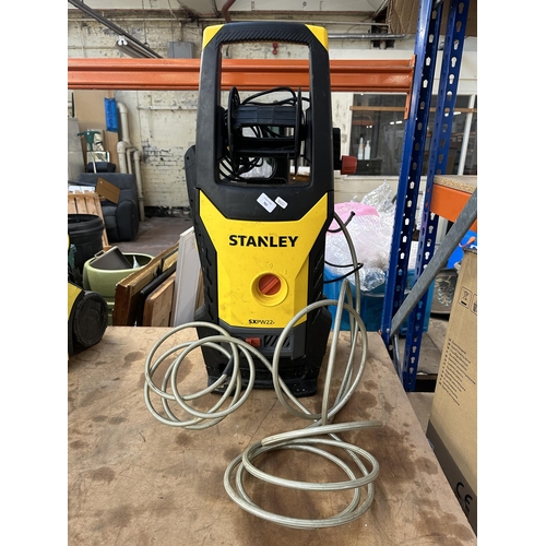 762 - A Stanley SXPW22PE 240v high pressure washer with hose and lance