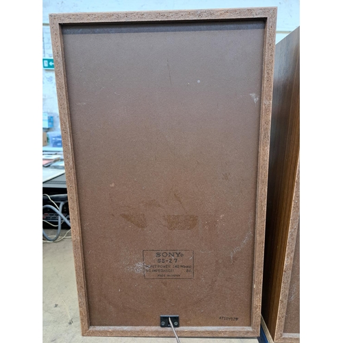 Two items of hi-fi, one pair of Sony SS-27 8Ω speakers and