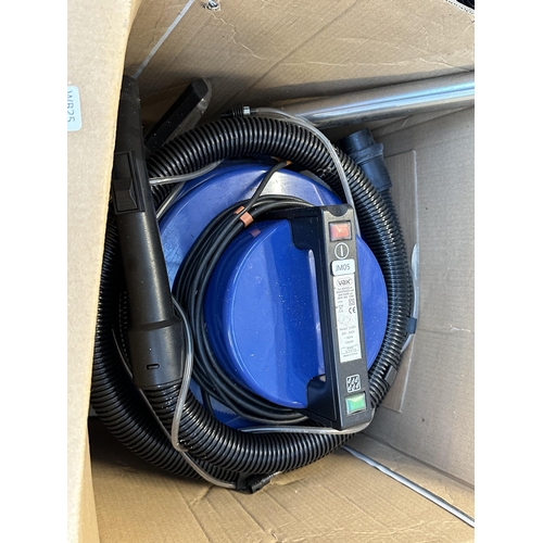 731 - Two Vax carpet washers, one Rapide Power Jet Pro upright and one boxed V-020 cylinder