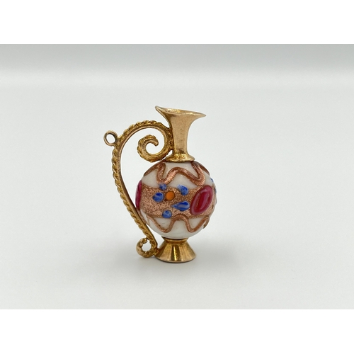 2002 - A Murano glass and hallmarked 9ct gold jug charm - approx. gross weight 8.7g and 3cm high