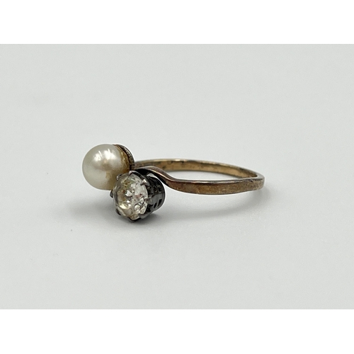 2004 - A vintage Ciro 9ct gold CZ and faux pearl ring, size K½ - approx. gross weight 1.5g