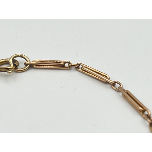 2057 - An antique 9ct gold bracelet - approx. gross weight 2.4g and 18cm long