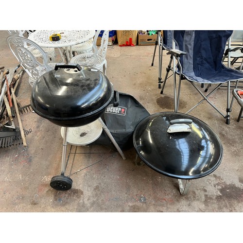 815 - Two Weber items, one compact kettle 47cm charcoal grill barbecue and one firepit