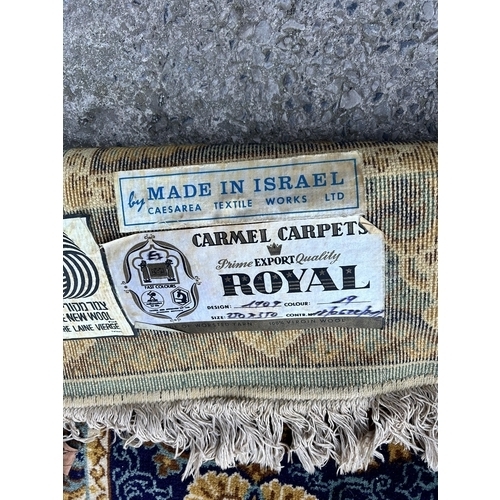 123 - A Carmel Carpets Royal 100% wool rug - approx. 250cm x 350cm