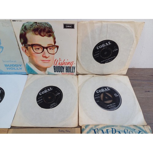 635 - Seventeen Buddy Holly 7