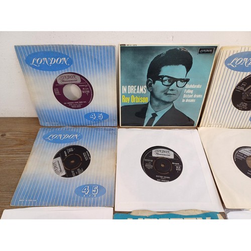 636 - Fourteen Roy Orbison 7