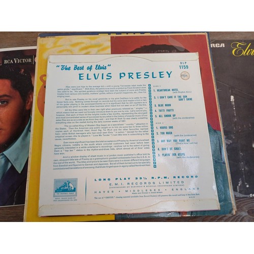 689 - Twenty three Elvis Presley vinyl records to include 'Something For Everybody', 'The Best Of' 10