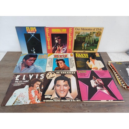 689 - Twenty three Elvis Presley vinyl records to include 'Something For Everybody', 'The Best Of' 10