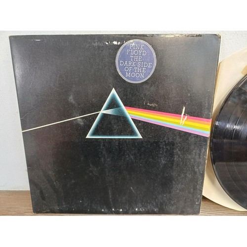 690 - A Pink Floyd 'The Dark Side of the Moon' LP vinyl record (SHVL804)