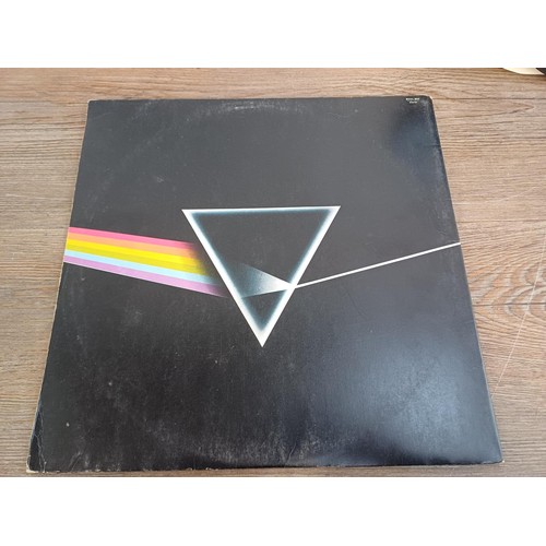 690 - A Pink Floyd 'The Dark Side of the Moon' LP vinyl record (SHVL804)