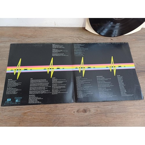 690 - A Pink Floyd 'The Dark Side of the Moon' LP vinyl record (SHVL804)