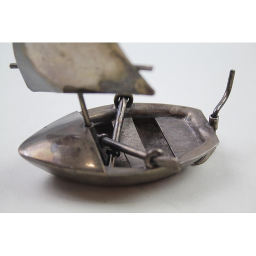 2270 - An .800 silver decorative sailing boat ornament - approx. gross weight 68g