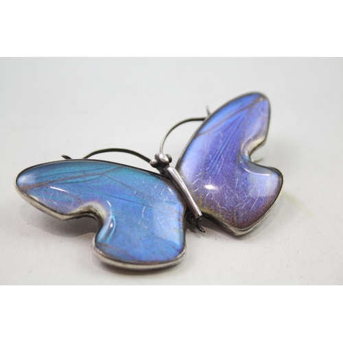 2441 - An antique silver and butterfly wing butterfly design brooch - approx. gross weight 18g