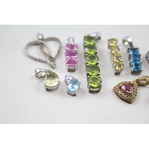 2443 - Ten silver gemstone set pendants to include TGGC etc. - approx. gross weight 22g