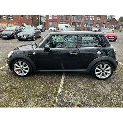 878A - A 2009 MINI Cooper D 1.6L turbocharged 4-cylinder diesel with 141,993 miles on the clock, MOT until ... 