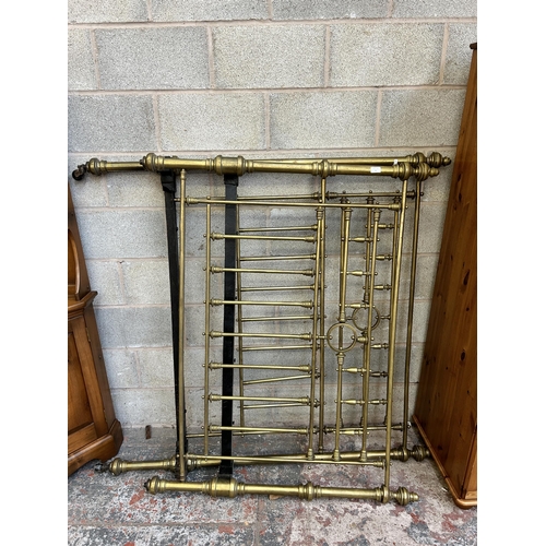 6 - A Victorian brass bed frame - approx. 142cm wide