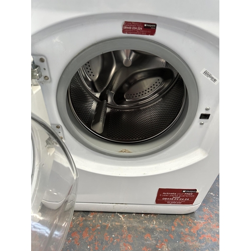 845A - A Hotpoint WMF940 Aquarius + 9kg 60cm washing machine