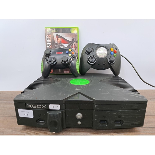 722 - A Microsoft Xbox console with controller, third-party HammerHead controller, The Punisher game etc.