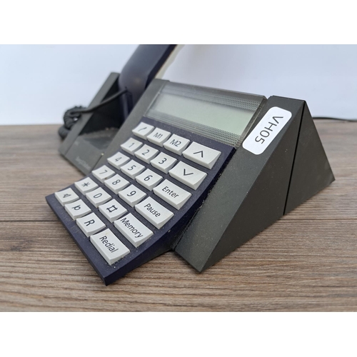 767 - A Bang & Olufsen BeoCom 1600 HAC landline telephone