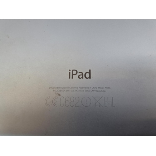 769 - A collection of mobile phones, tablets and accessories to include Apple iPad A1566, Apple iPad A1455... 