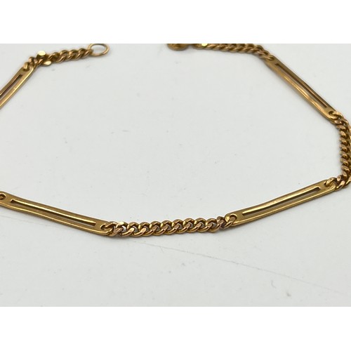 2498C - A hallmarked 9ct gold bracelet - approx. gross weight 2.6g