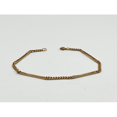 2498C - A hallmarked 9ct gold bracelet - approx. gross weight 2.6g