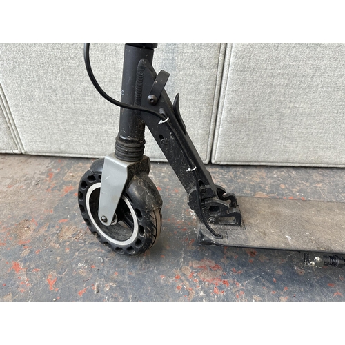 851 - A Wired E-250 electric scooter