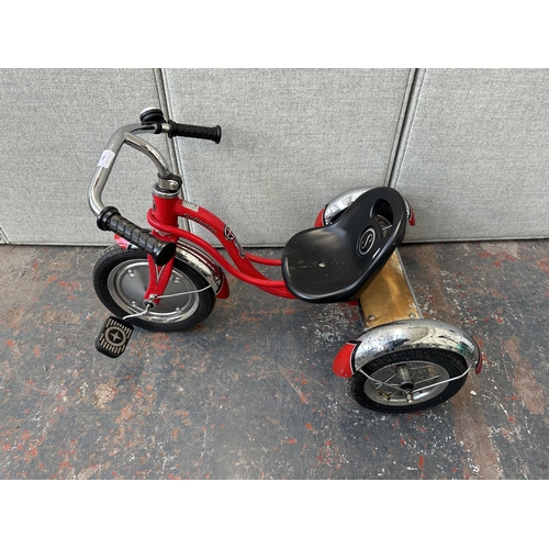 852 - A Schwinn child's tricycle