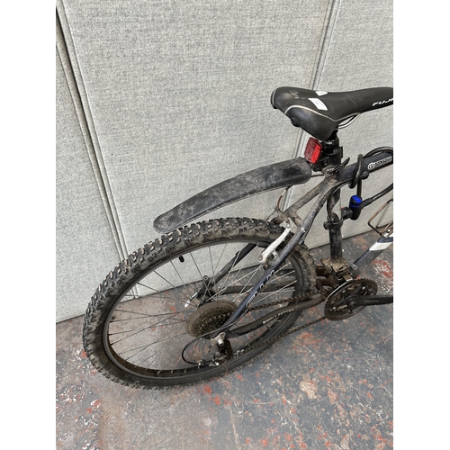 876 - A Fuji Nevada 4.0 mountain bike