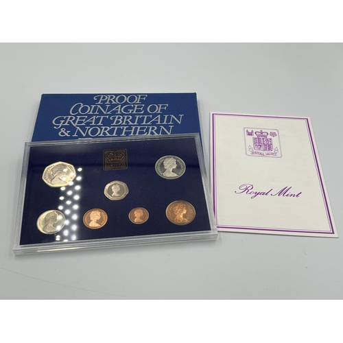 2304 - A collection of Great British coins to include The Royal Mint Coinage of Great Britain 1970 nine pie... 