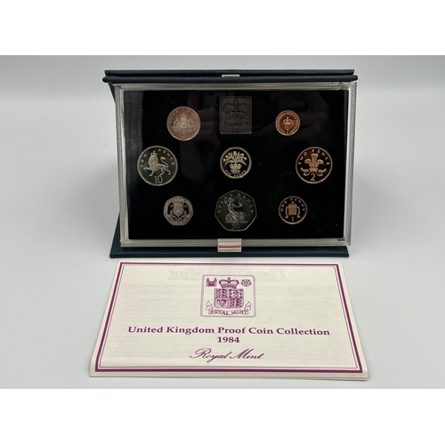 2304 - A collection of Great British coins to include The Royal Mint Coinage of Great Britain 1970 nine pie... 