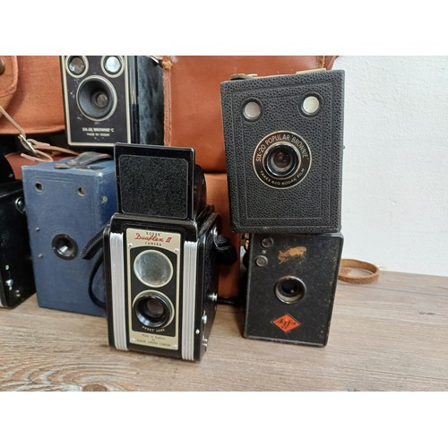 630 - A collection of box and pseudo TLR cameras to include two Kodak Duaflex II, Agfa, Ensign etc.