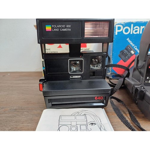 634 - Five Polaroid instant cameras to include boxed 636 Closeup, Image 2 etc. together with Polaroid Wink... 