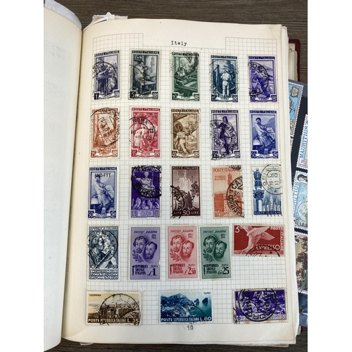 520 - Two albums containing a collection of worldwide stamps