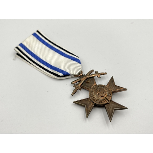 2001 - A WWI German Bavarian 3rd class order of military merit cross