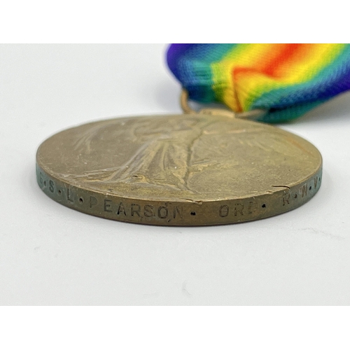 2014 - Two WWI British medals, one Victory presented to M. Z. 4869 G.S.L. Pearson Ord. R.N.V.R. and one War... 