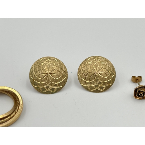 2414 - Five pieces of jewellery, one 9ct gold earring, two 9ct gold floral earrings and two yellow metal en... 