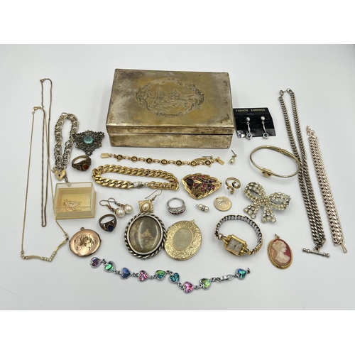 2506 - A collection of vintage costume jewellery and watches to include Oris lady's wristwatch, cameo penda... 