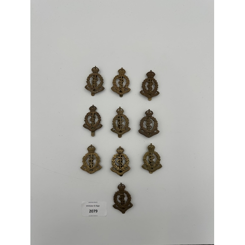 2079 - Ten military cap badges