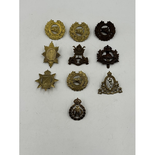 2200 - Ten military cap badges